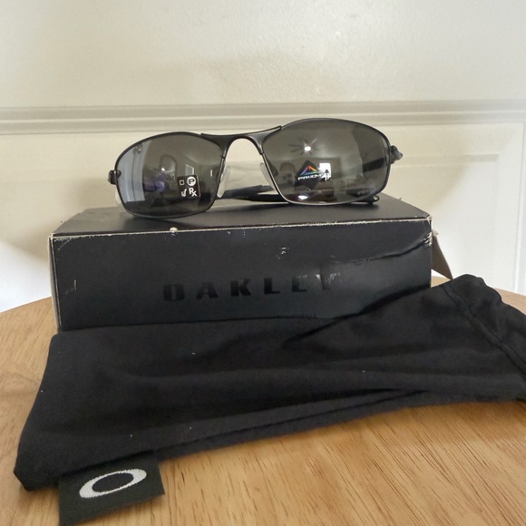 Oakley Other - Oakley Black Men's Glasses